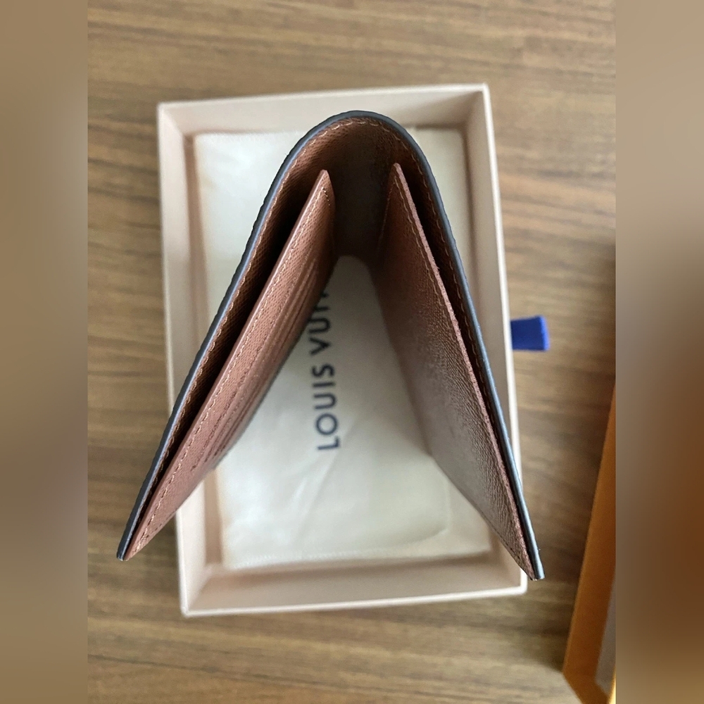 Louis Vuitton Passport Cover - Picture 7 of 8